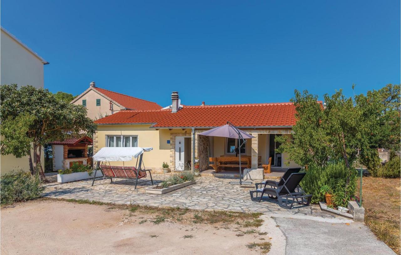 Lovely Home In Sibenik-Brodarica With Kitchen Donje Polje Exterior photo